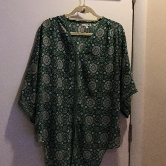 Max Studio Green Patterned Kimono Top - Picture 1 of 6